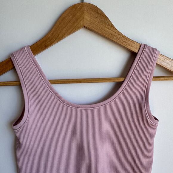 Athleta Ribbed Tank Top Girls Size 12 Pink Workout Sports Ballet Gymnastics - Picture 4 of 10